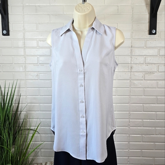 Ann Taylor Light Grey Sleeveless Button Up Blouse Extra Small - Picture 8 of 8